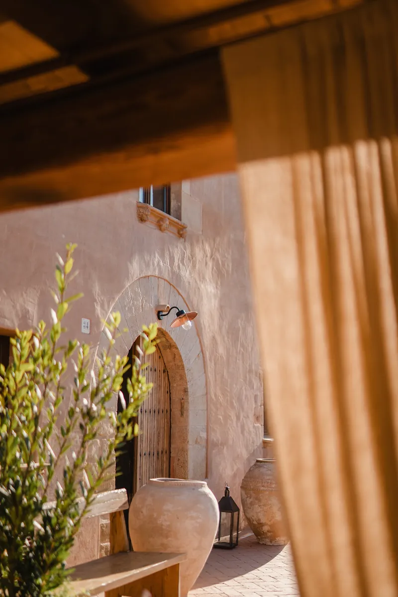 can farres 08 Can Farrés Sosters Estudio